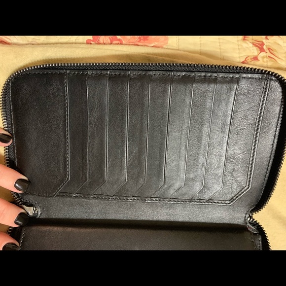 Burberry Wallet-w/Burberry Purse - Picture 5 of 8